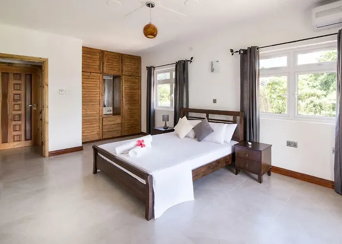 Appartement Flora's Self Catering Victoria